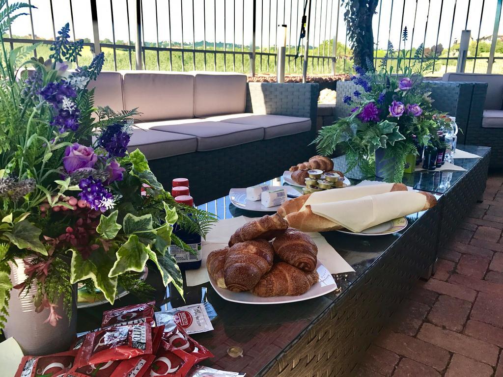 Wellness Suite Na' Canuna' Roddi Dış mekan fotoğraf