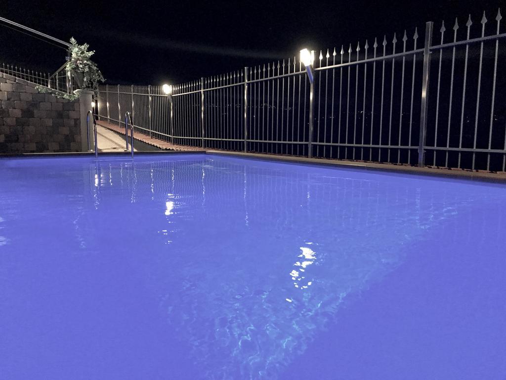 Wellness Suite Na' Canuna' Roddi Dış mekan fotoğraf