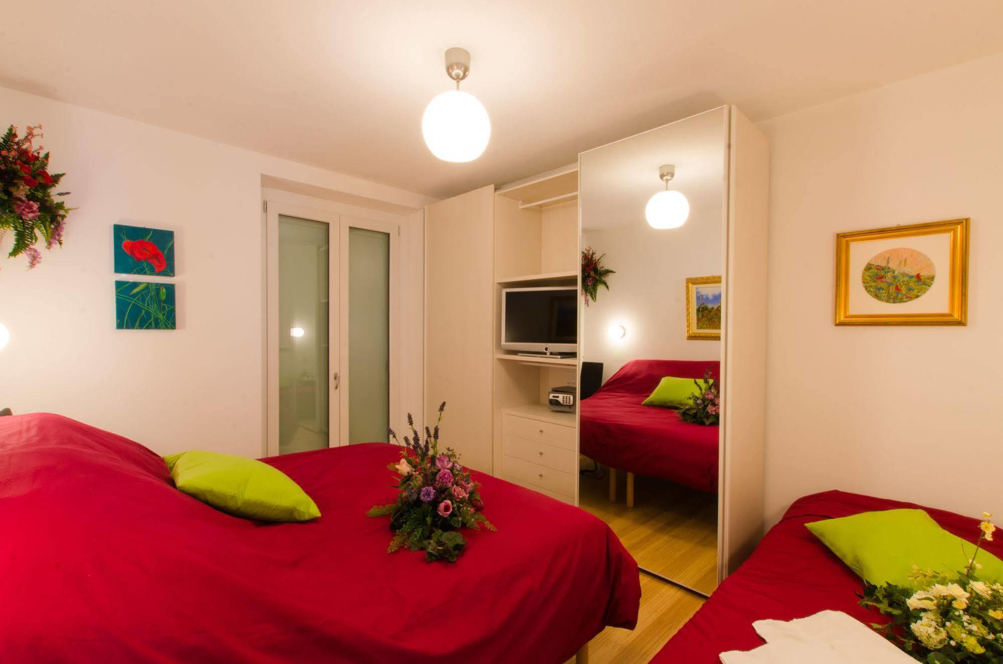 Wellness Suite Na' Canuna' Roddi Dış mekan fotoğraf