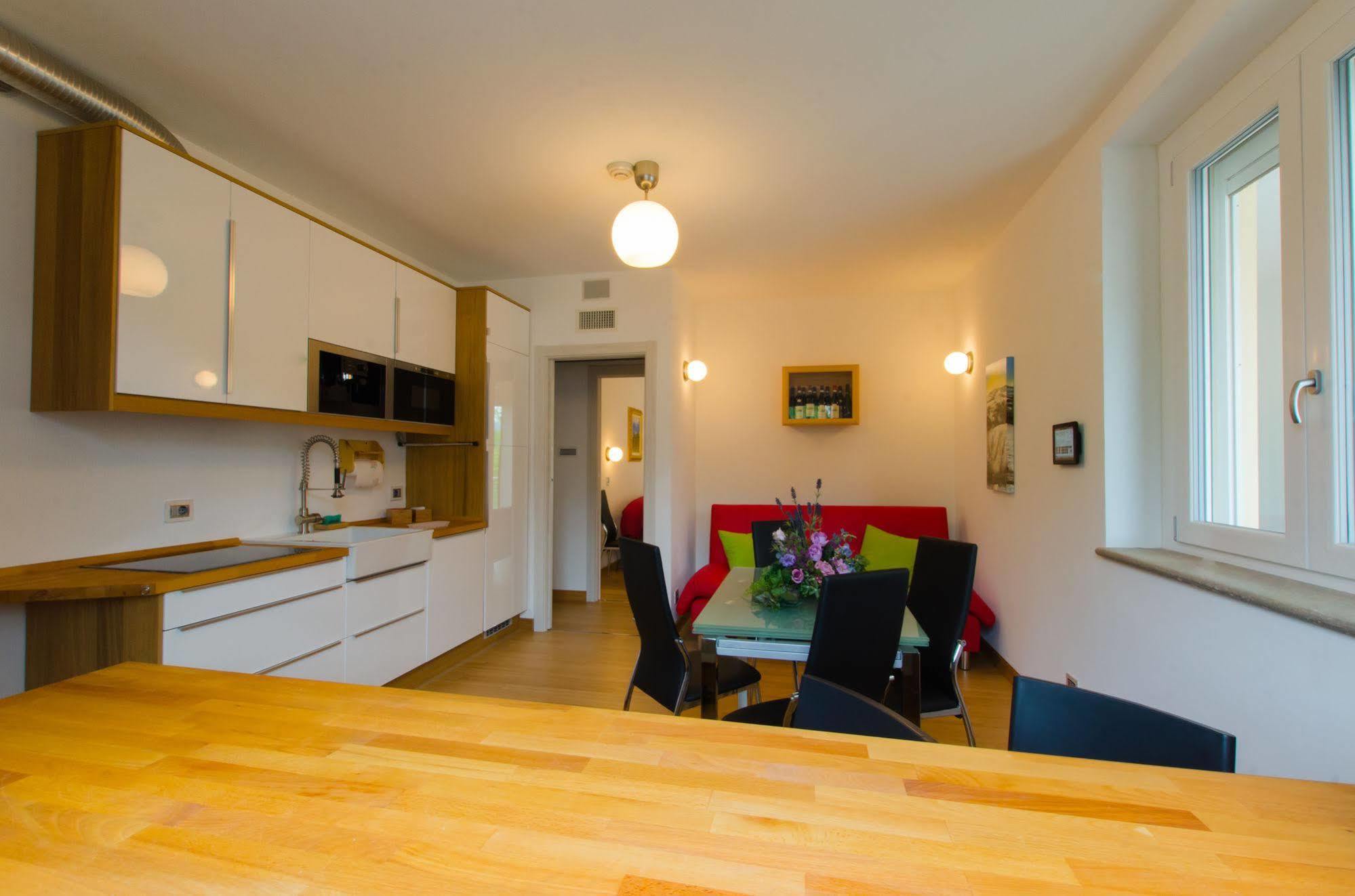 Wellness Suite Na' Canuna' Roddi Dış mekan fotoğraf
